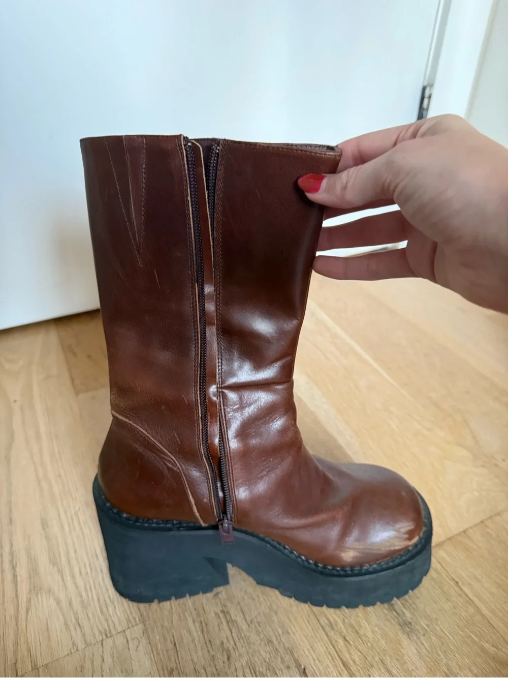 UNIF Parker Platform Boot - Brown